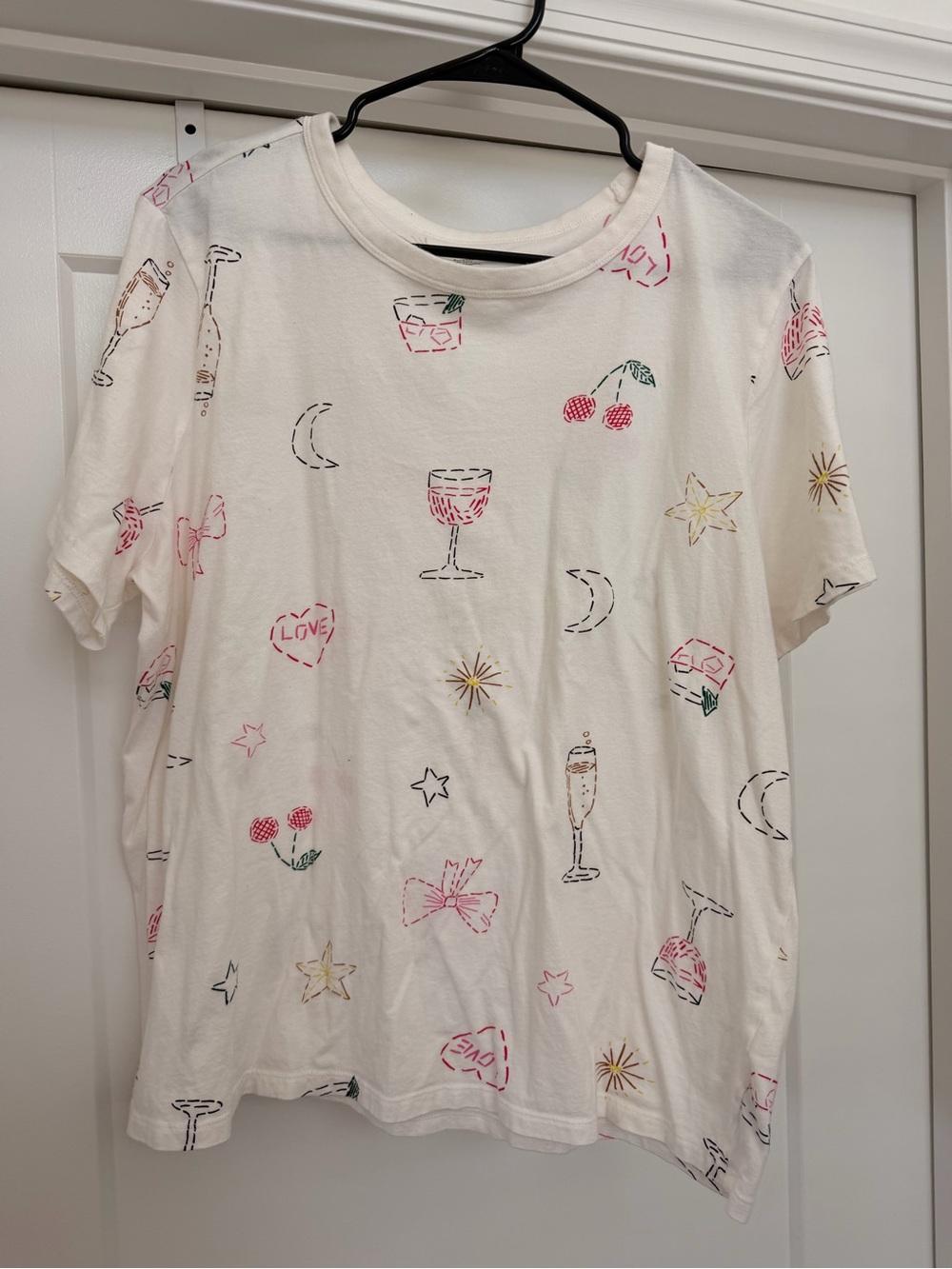 Old Navy White Short Sleeve Tee with Pink, Red and Gold Motifs